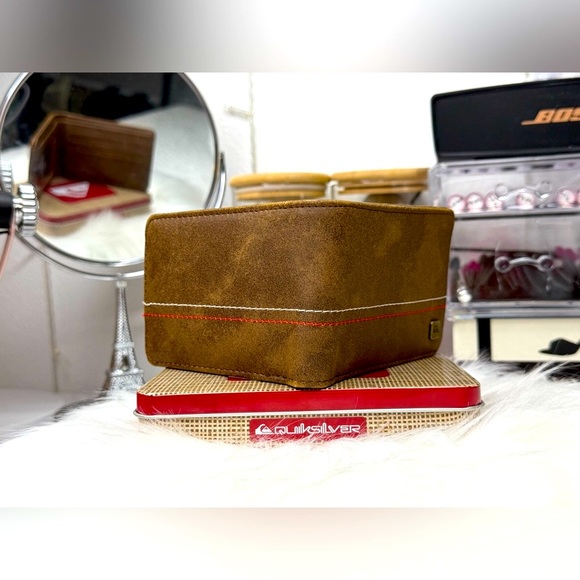 Quiksilver Brown Bifold Wallet - Picture 10 of 12